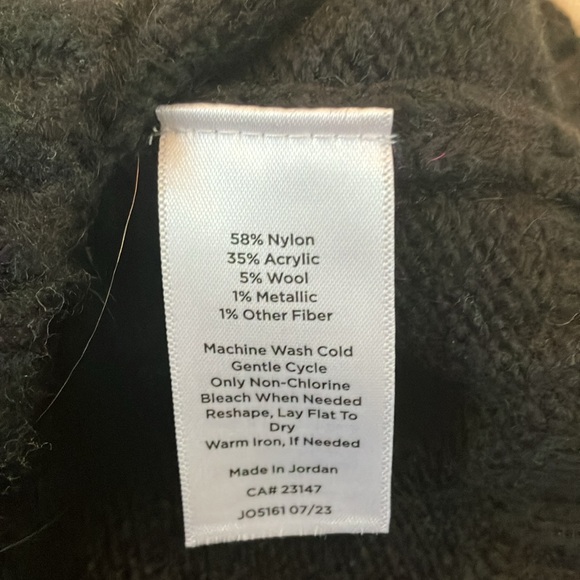 Talbots Fair Isle Sweater - NWT 2023 SOLD OUT ☃️❄️ - Picture 5 of 9